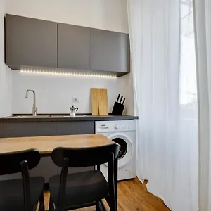 navigli-loft-hosted-by-sweetstay.italymilanhotels.net/